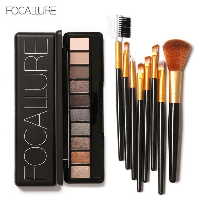 Fard À Paupières Palette + Brosse À Sourcils (8 PCS)